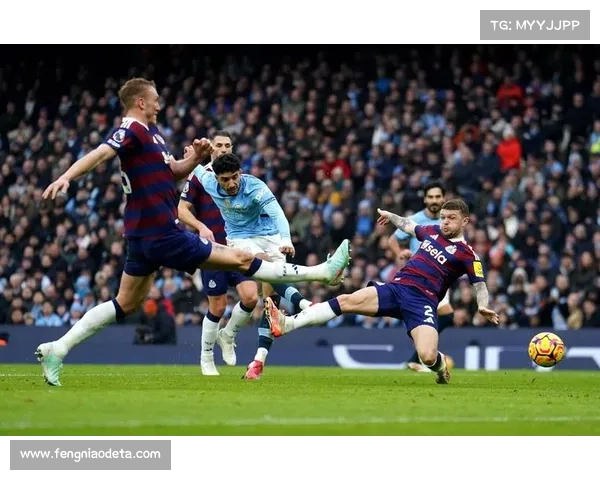 贝莱隆深度解析：曼城前锋定位让马尔穆什“帮倒忙”，位置变动影响状态